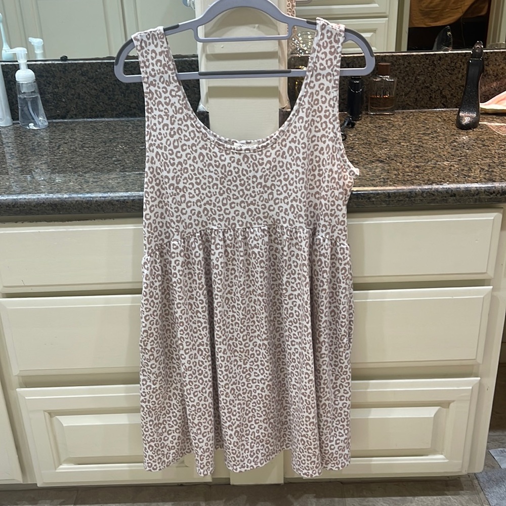 Sleeveless Tank Dress with Pockets!!